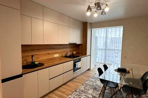 квартира за адресою Привокзальна, 10б