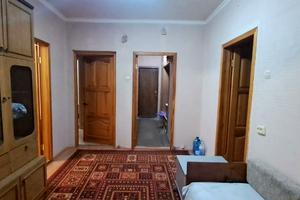 квартира за адресою Нескорених вул. (Героїв Праці), 12д