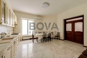 будинок за адресою Нова вул., 77