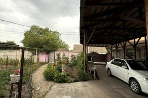 будинок за адресою Дніпробуду вул.