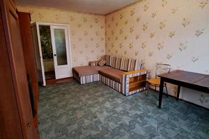 квартира за адресою вул. Озерна, 15