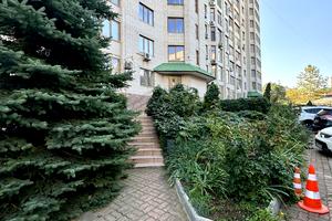 квартира за адресою Одеса, Тіниста вул., 15