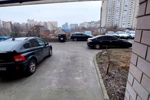 коммерческая по адресу Августина Волошина ул. (Ярослава Галана), 2-А