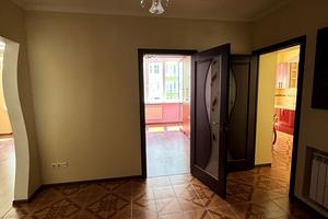 квартира по адресу Строителей ул., 30