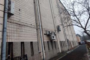 коммерческая по адресу Салютная ул., 5