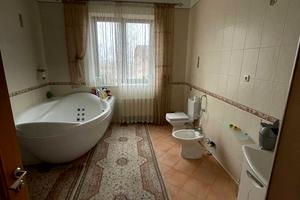 будинок за адресою с. Лісові Гринівці, СЛОВ'ЯНСЬКА, 12