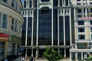 комерційна за адресою Грецька пл., 1а