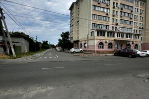 участок по адресу Защитников Украины ул.