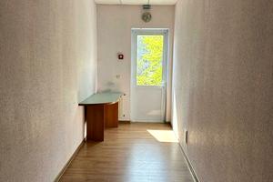 комерційна за адресою Соломії Крушельницької вул., 77