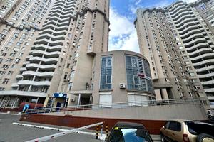 комерційна за адресою Середньофонтанська вул., 19-А