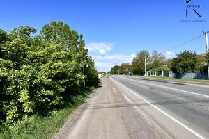 участок по адресу Центральна