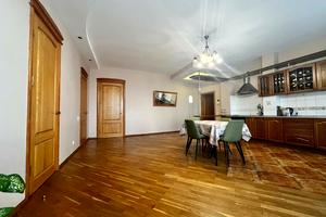 квартира за адресою Лесі Українки, 13