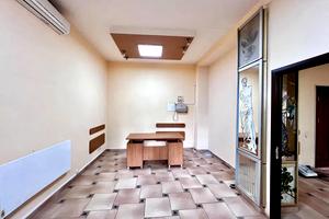 комерційна за адресою Південний бульв., 34