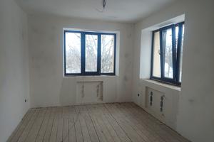 коммерческая по адресу с. Зализня, Енгельса, 1