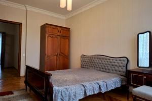 квартира за адресою Науки просп. (Леніна), 31в