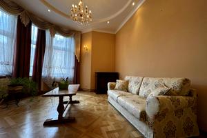 квартира за адресою Олекси Новаківського вул., 8