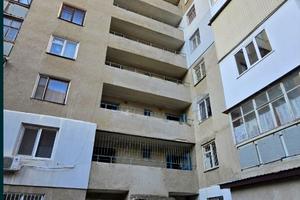 квартира за адресою Євгена Чикаленка вул., 76б