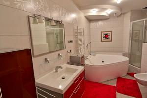 квартира за адресою Королеви Єлизавети ІІ вул. (Глинки), 2