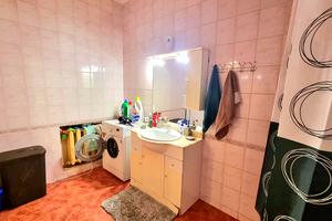 квартира по адресу Толстого Льва пл., 21