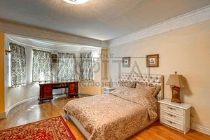 будинок за адресою Центральна, 2