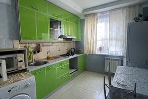 квартира за адресою Запорізька вул., 4