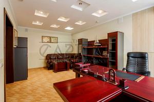 комерційна за адресою Володимира Івасюка просп. (Героїв Сталінграду), 6/1