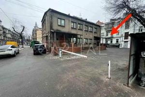 комерційна за адресою Ярославська вул., 39