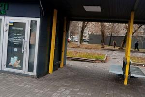 комерційна за адресою Слави бульв., 5