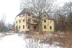 коммерческая по адресу с. Зализня, Енгельса, 1