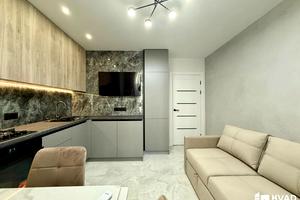 квартира за адресою Юліана Пелеша вул., 3