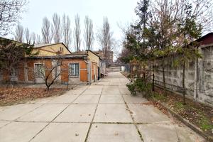 комерційна за адресою Олексія Курінного вул. (Карла Маркса), 40