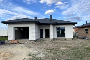 будинок за адресою Рівне, Захисників Маріуполя вул. (Костромська)