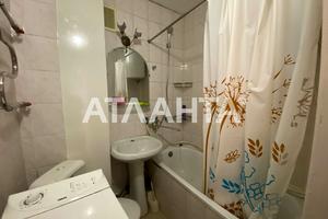 квартира за адресою Космонавтів вул., 11в