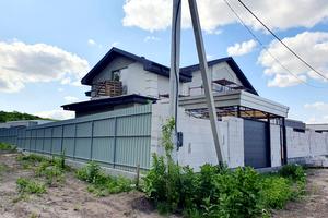 будинок за адресою Сурська