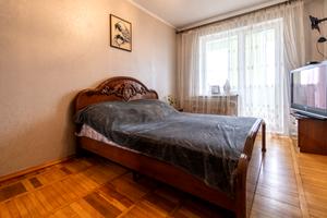 квартира за адресою Івана Миколайчука вул., 15