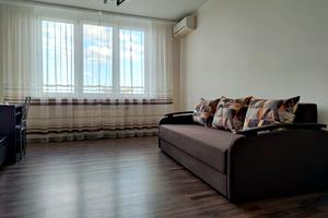 квартира за адресою Олени Пчілки вул., 2