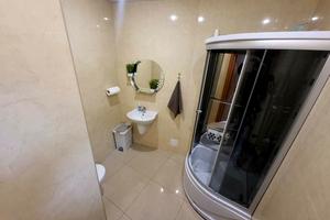 комерційна за адресою Дніпро, Королеви Єлизавети ІІ вул. (Глинки), 2