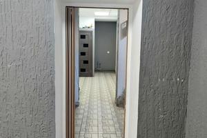 комерційна за адресою Владислава Бувалкіна вул. (Бочарова Генерала), 44