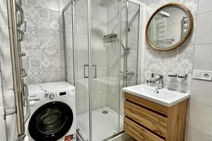 квартира за адресою Євгена Коновальця вул., 31а