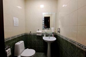 комерційна за адресою Панаса Мирного вул., 1