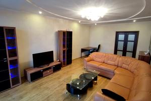 квартира по адресу Рабочая ул., 148