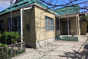 будинок за адресою Феросплавна