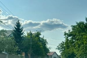 участок по адресу Червоної Калини