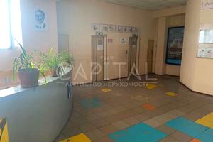 комерційна за адресою Сім'ї Бродських вул. (Смоленська), 31/33