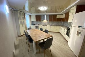 квартира за адресою Михайла Лушпи просп.