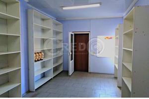 комерційна за адресою Базарна пл. (Лебедєва-Кумача), 135