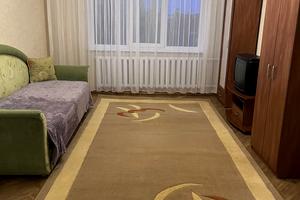 квартира за адресою Олександра Махова вул. (Жолудєва), 8