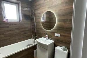 квартира за адресою пилипа орлика, 31