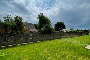будинок за адресою с. Черніїв, коновальця, 4