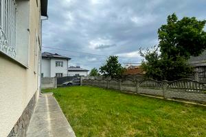 будинок за адресою с. Черніїв, коновальця, 4